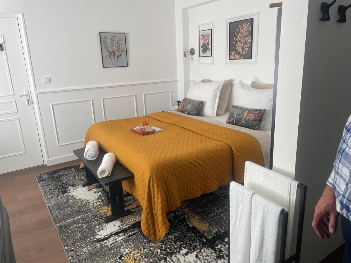 Lady Cosmopolite Hotel Arras Bagian luar foto