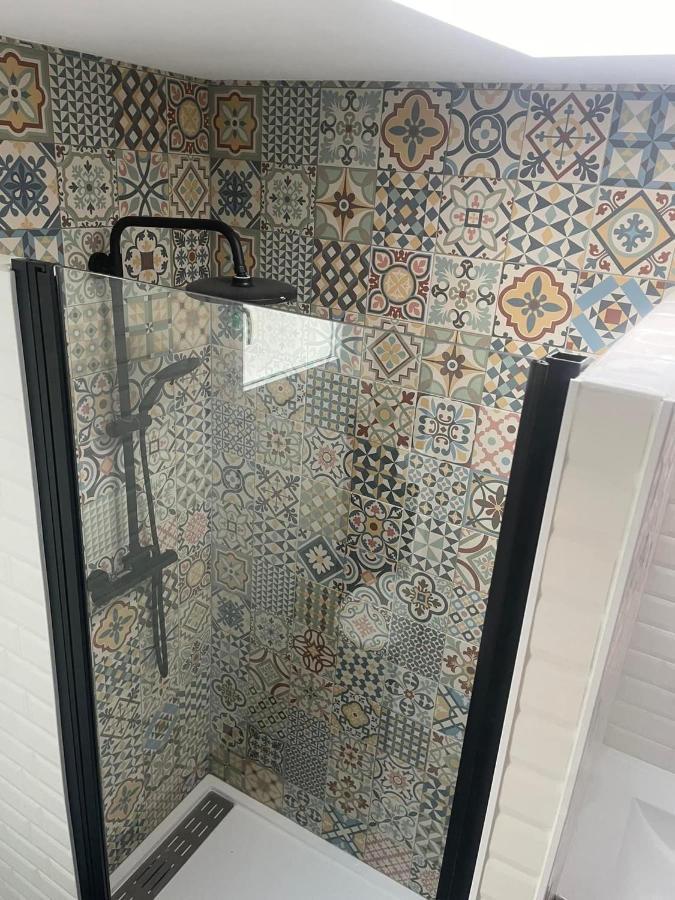 Lady Cosmopolite Hotel Arras Bagian luar foto